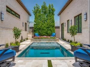 MLS #21004136 image #0