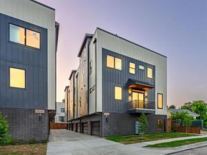 MLS #21004240 image #0