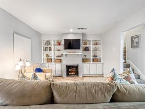 MLS #21004684 image #0