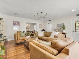 MLS #21004855 image #0