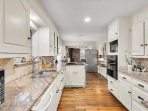 MLS #21004855 image #0