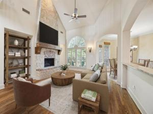 MLS #21005940 image #0