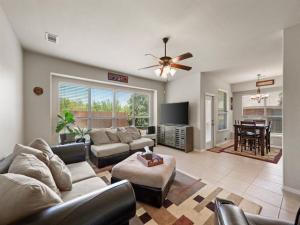 MLS #21006886 image #0