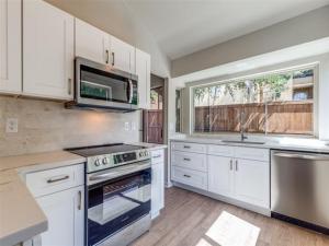 MLS #21007056 image #0