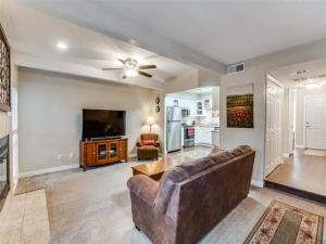 MLS #21007645 image #0