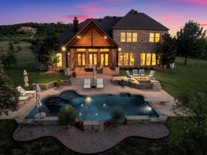 MLS #21008937 image #0