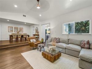 MLS #21010266 image #0