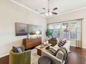 MLS #21012462 image #0