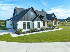 MLS #21012925 image #0