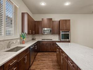 MLS #21016059 image #0