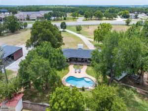 MLS #21016838 image #0