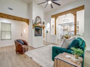 MLS #21017472 image #0