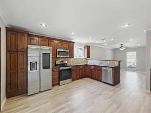 MLS #21018044 image #0