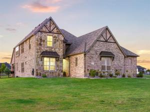 MLS #21019302 image #0