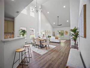 MLS #21022096 image #0