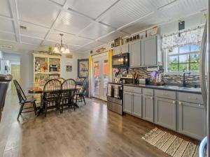 MLS #21022167 image #0