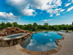 MLS #21024194 image #0