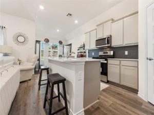 MLS #21025458 image #0