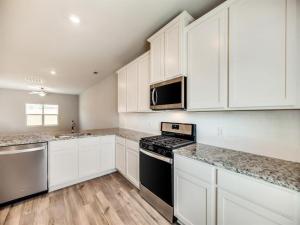 MLS #21025760 image #0