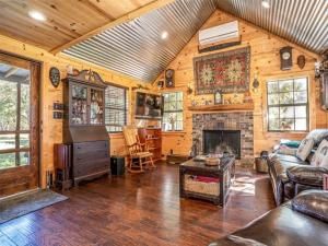 MLS #21025802 image #0