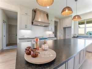 MLS #21026921 image #0