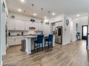 MLS #21027632 image #0