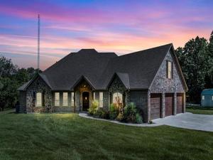 MLS #21028936 image #0