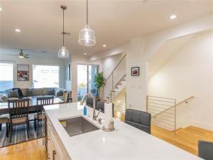 MLS #21028957 image #0
