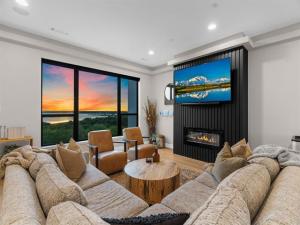 MLS #21031750 image #0