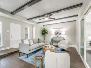 MLS #21031999 image #0