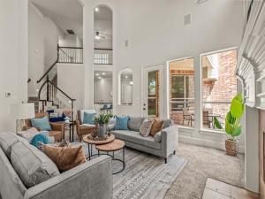 MLS #21032903 image #0