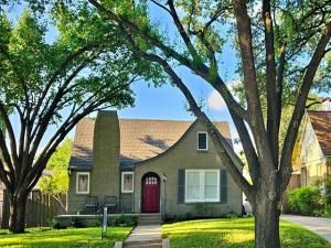 MLS #21033642 image #0