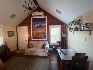 MLS #21035098 image #0