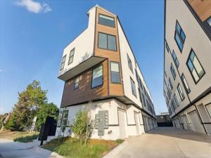 MLS #21035196 image #0