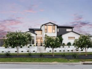 MLS #21035685 image #0