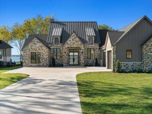 MLS #21036138 image #0