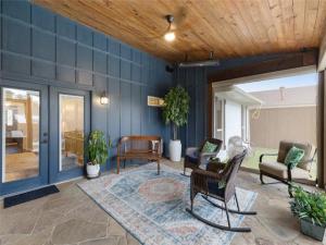 MLS #21036478 image #0