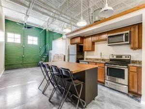 MLS #21036925 image #0