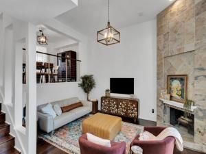 MLS #21038322 image #0