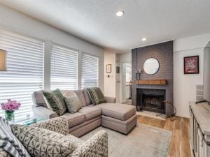 MLS #21038443 image #0