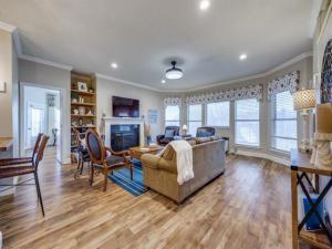 MLS #21038549 image #0