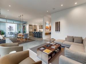 MLS #21039474 image #0