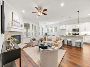 MLS #21041018 image #0