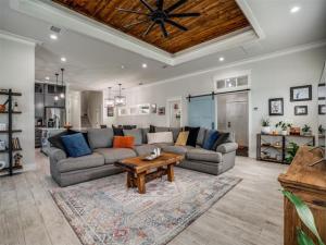 MLS #21041470 image #0