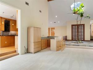 MLS #21041957 image #0