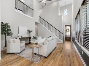 MLS #21041972 image #0