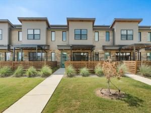 MLS #21042464 image #0