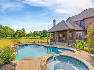 MLS #21042492 image #0