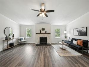 MLS #21043410 image #0