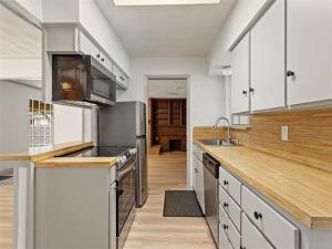 MLS #21043799 image #0